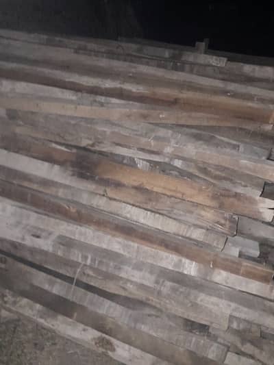 استمال شدہ کَڑیاں برائے فروخت اچھی حالت میں