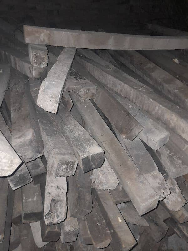 استمال شدہ کَڑیاں برائے فروخت اچھی حالت میں 1