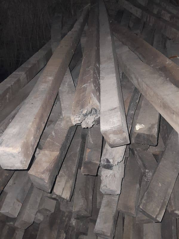 استمال شدہ کَڑیاں برائے فروخت اچھی حالت میں 2