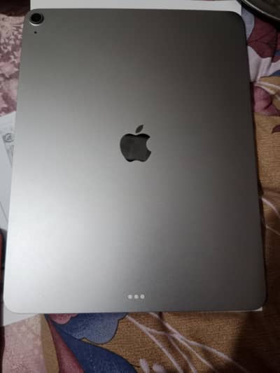 ipad Air M3 13" latest