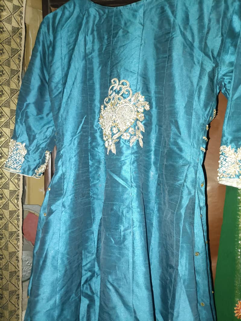 party function clothes 0