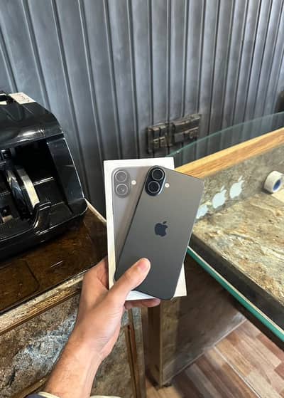 Iphone 16 plus jv 128Gb 100 health 120 cycle under Apple warranty