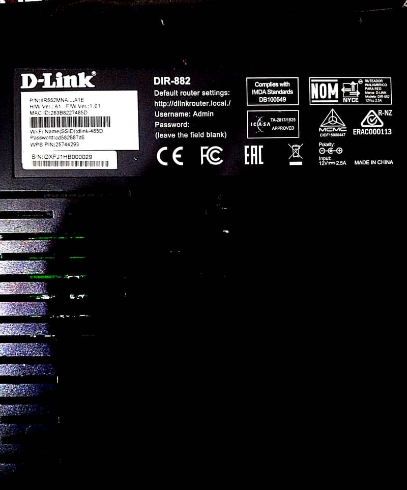 D-link DIR-882 0