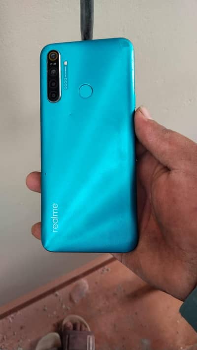 Realme 5i 4 64 GB with box