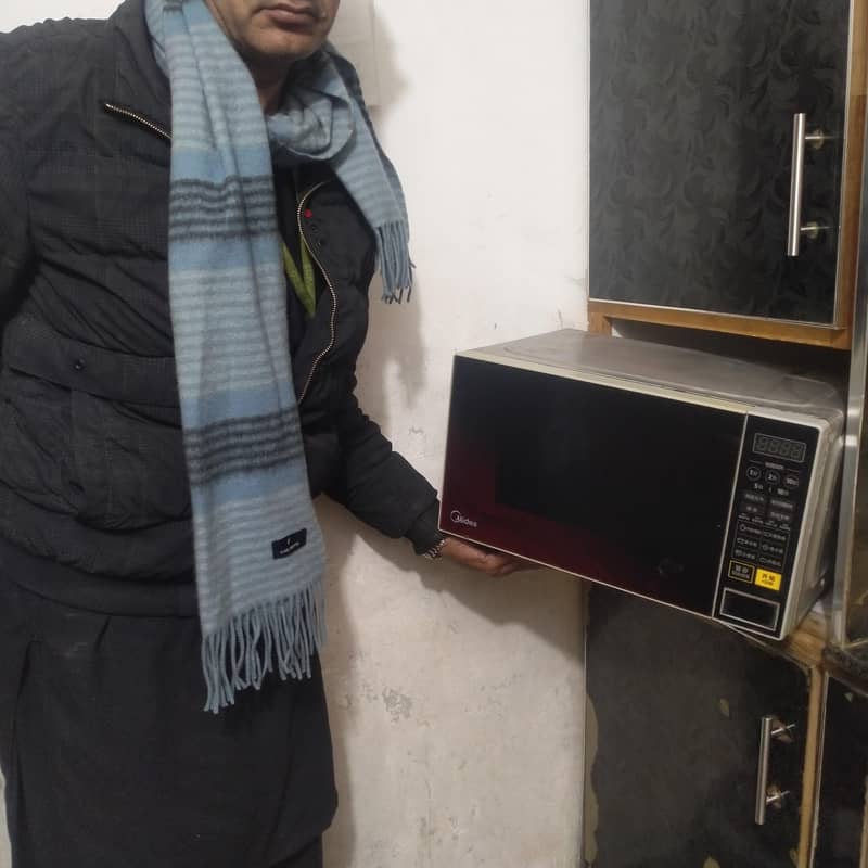 Midea Oven 1