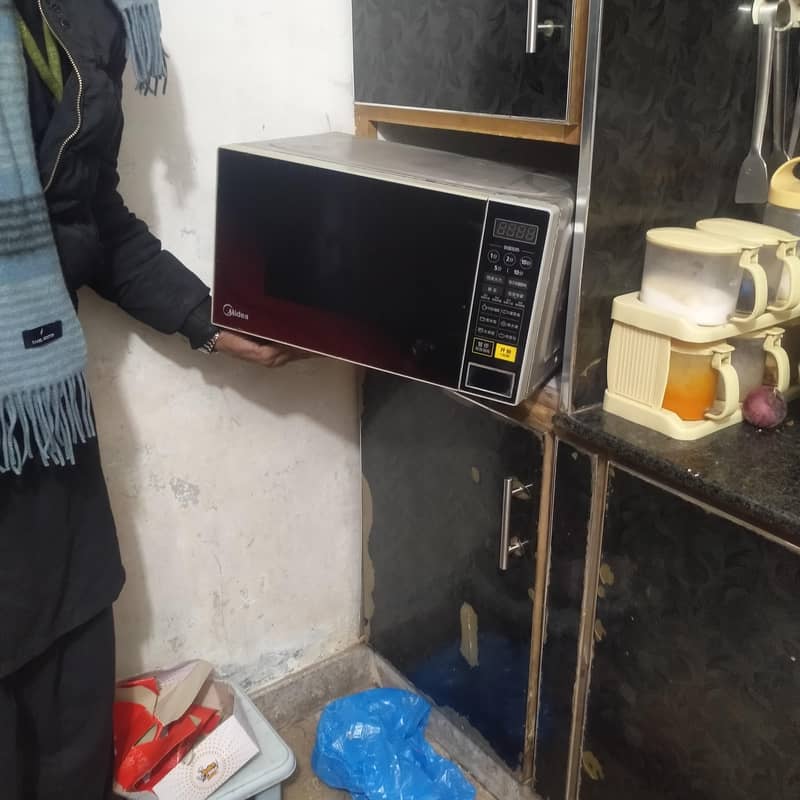 Midea Oven 2