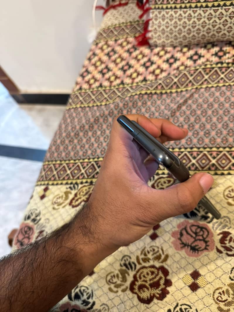 google pixel 8 pro 3