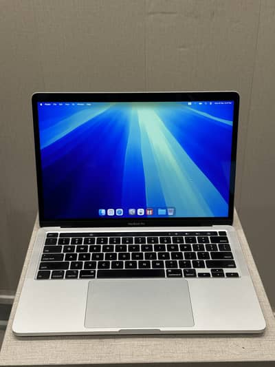 Apple Macbook Pro 2020, 13 inches, Core i5, 16GB Ram, 512GB SSD