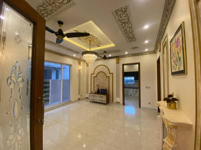 DHA PHASE 7 KANAL STYLISH BUNGALOW W BLOCK IDEAL LOCATION VERY REASONABLE PRICE