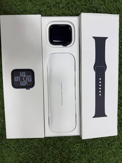 Apple Watch SE 2nd Gen 44mm LTE