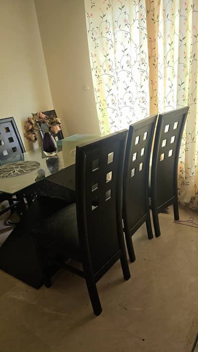 6 seater dining table chairs wooden 9/10
