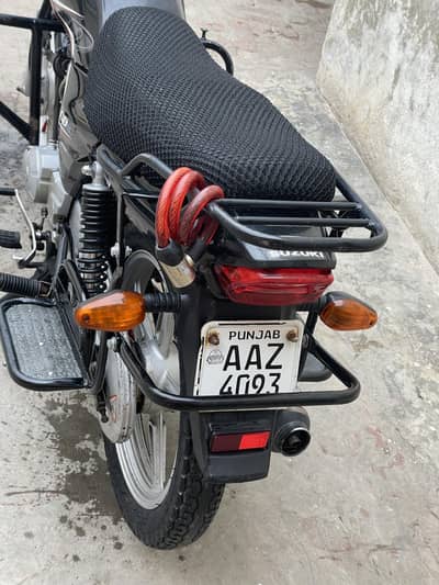 Suzuki 110 0/3/2/6/2/1/2/1/9/2/1 . .