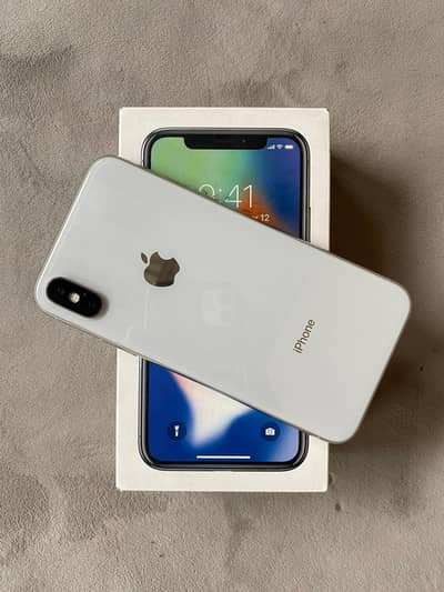 Iphone x 256gb with complete box whatsapp number 03248235803