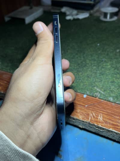 12 pro pta approved sath box 128gb10/10 face true tone   msg