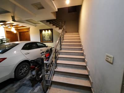 10 Marla House First Floor for Rent | Hashmi Garden