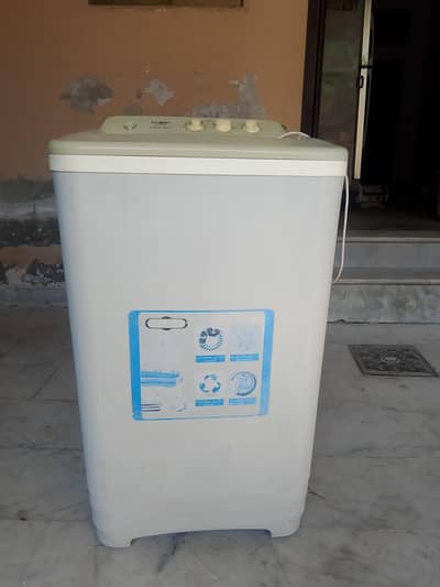 Washing Machine For Sale – Excellent Condition