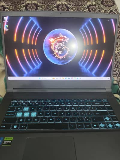 MSi thin 15 gaming laptop 15.6inch 144Hz Fulll HD (1920x1080) core i7-