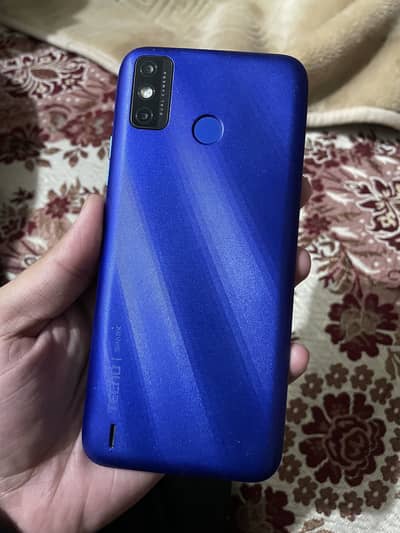 Tecno spark 6 go 3 64 gb