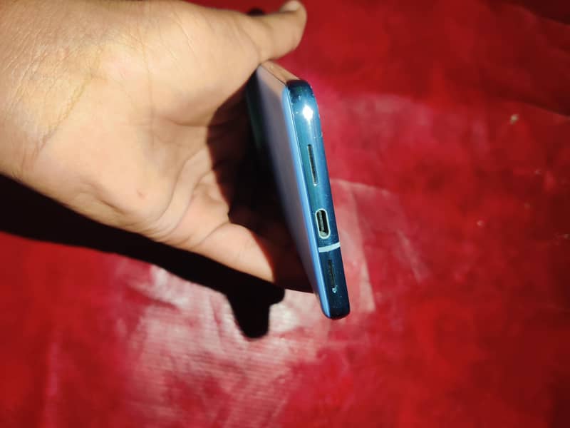 google pixel 8 pro 2