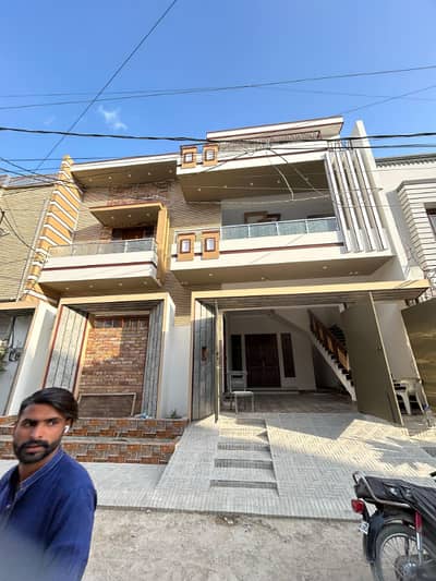 240 sq yards house for sale