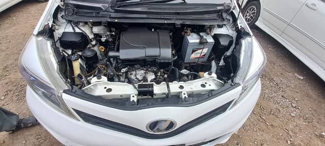 Toyota Vitz 2012