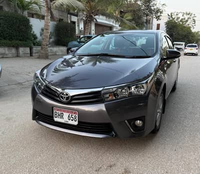 TOYOTA COROLLA GLI 1.3 VVTI MODEL 2017