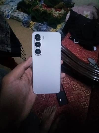 Infinix Hot 60 pro 8/128