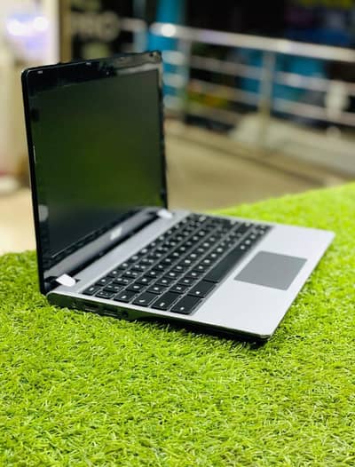 Acer Chromebook C740 | 4GB RAM - 128GB SSD | Perfect for Students