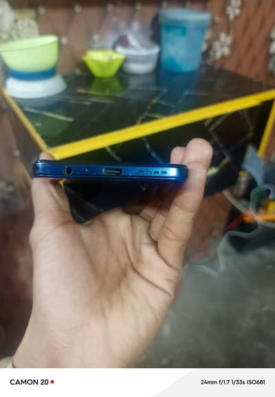 infinx note12.8+5 GB Raam 128GB memory