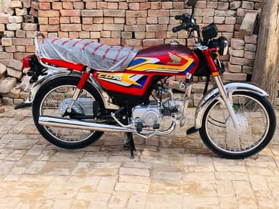Honda Bike | Model CD 70 | Year 2025 | 5900 KMs Call 0341 - 5976523