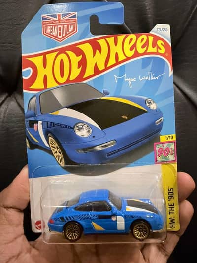 Hotwheels 96 Porsche Carrera. Magnus  Walker Edition
