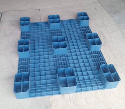 New plastic pallet stock in Pakistan / Heavy duty imported pallet sale
