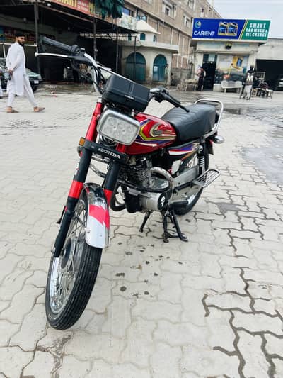 United 125 2018 model Peshawar Number Plate