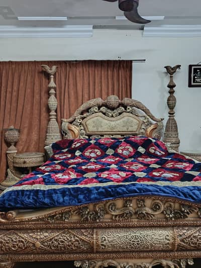 Luxury King size bedroom set like newg