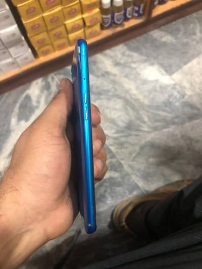 urgent sale 3gb 32gb all ok full box