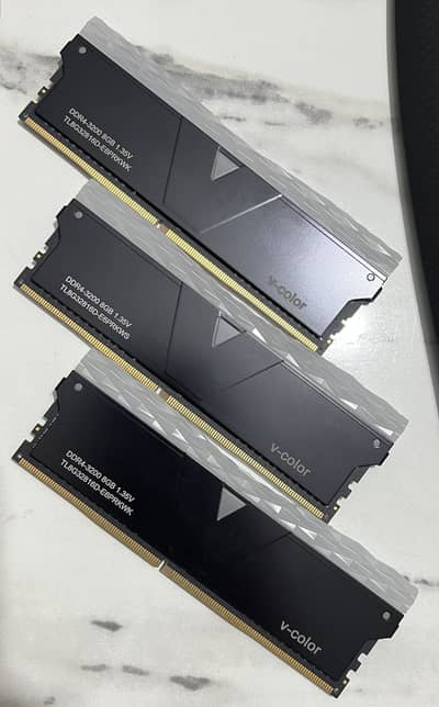 V-color Prism DDR4 RGB 3200 Mhz 8GBx3