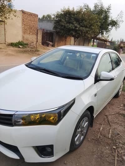 Corolla Altis 1.6 2014/15 03455764832