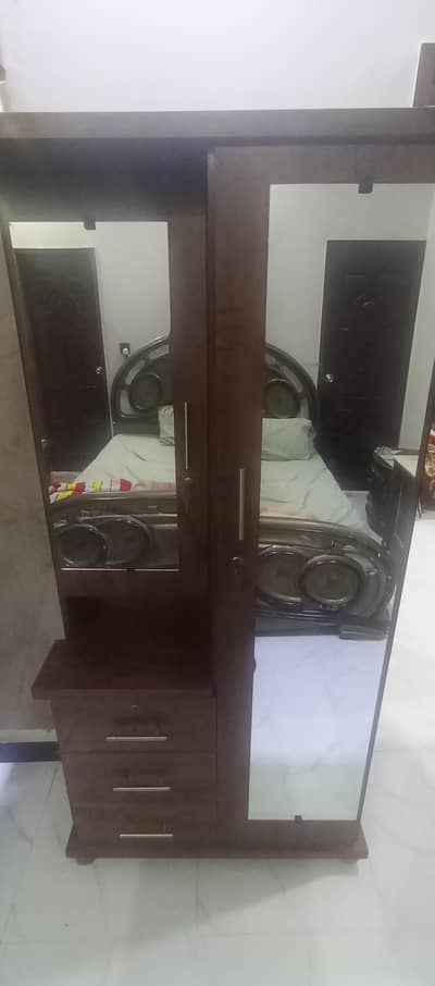 New Dressing table urgent sale.