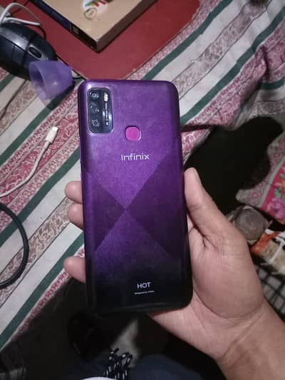 infinix hot9play 6000mah btry with only box 4-64 all ok phone