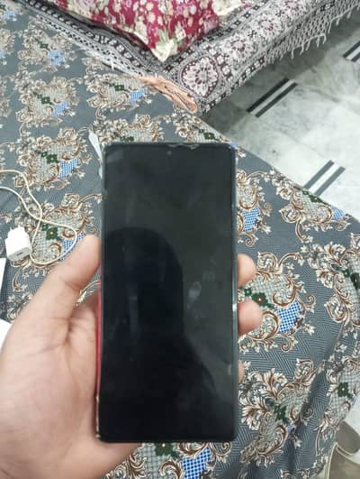 all oka ha no sirf back crack ha baki sab. okaaa ha