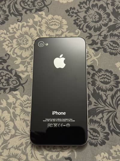 iPhone 4S | Factory Unlocked | 64 GB