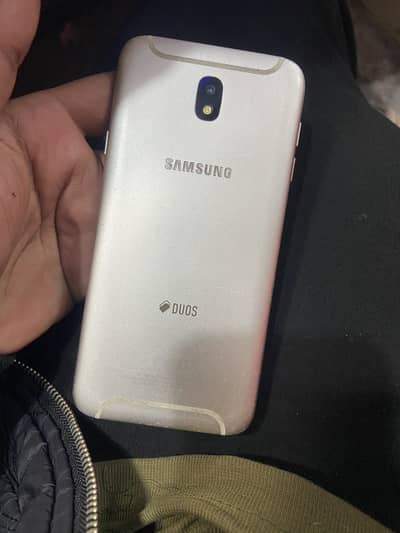 mobile pora ok ha fixed battery ha just speak ki awz kam ha