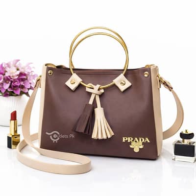 very best quality bag for ladies/women narmal. rate