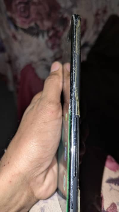 Samsung S10 plus panal damage