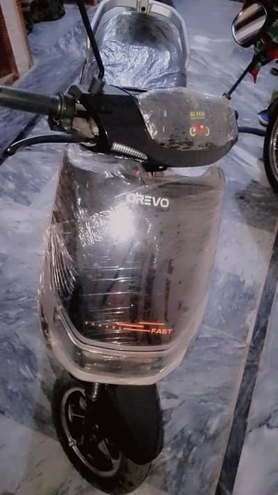 OREVO Electric Scooty