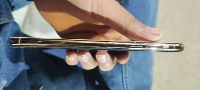 i phone xs max for urgent sale