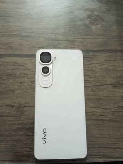 vivo y400 ha 8+8 Ram 256