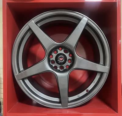 Black 18 inches wheel