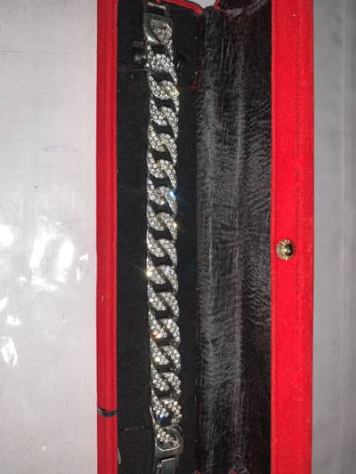 Brand new 5 days use