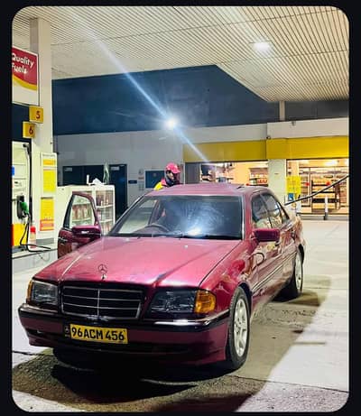 Mercedes Benz C180 Full Genuine 1994 Model Auto,,Sunroof